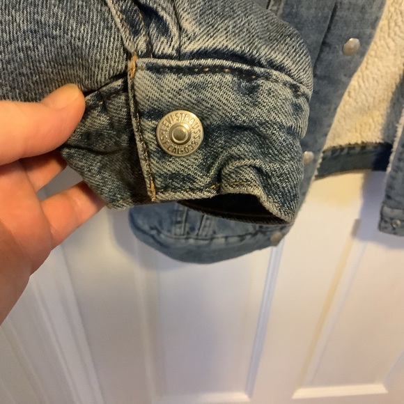 LEVIS SILVER TAB SHERPA LINED DENIM BAGGY TRUCKER JACKET - Picture 5 of 8